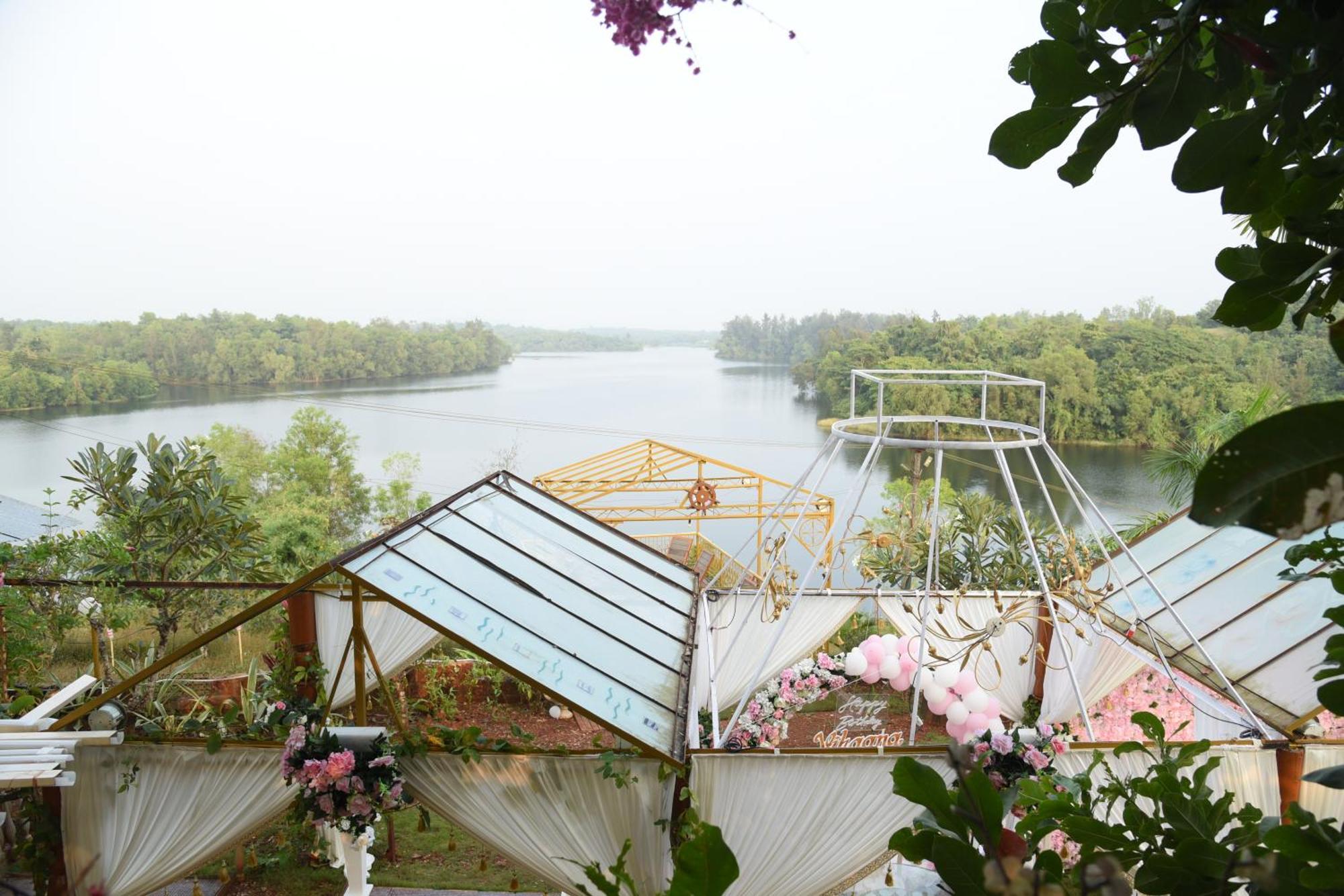 Sona Villa, The Lake Chalet Kudal  Zewnętrze zdjęcie