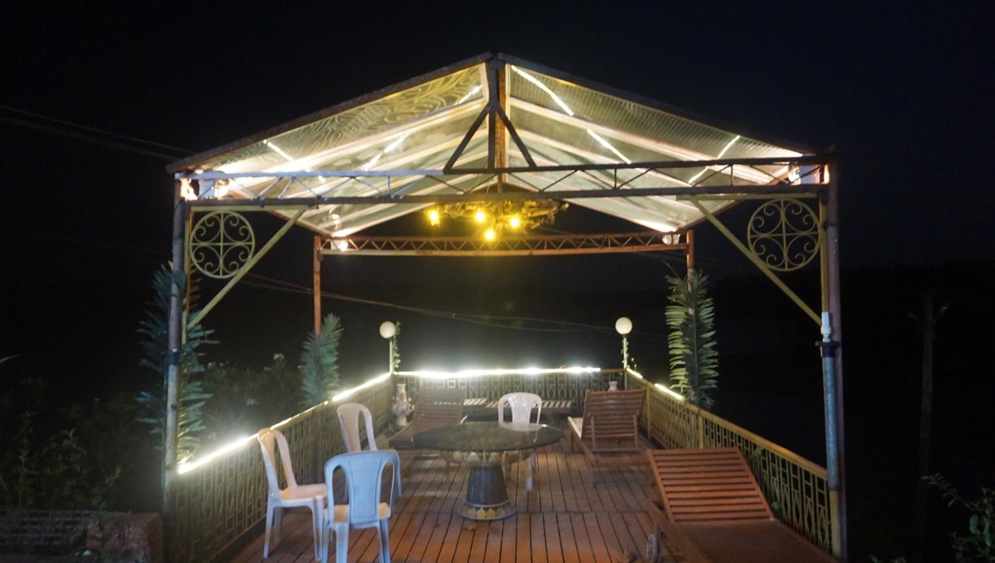 Sona Villa, The Lake Chalet Kudal  Zewnętrze zdjęcie