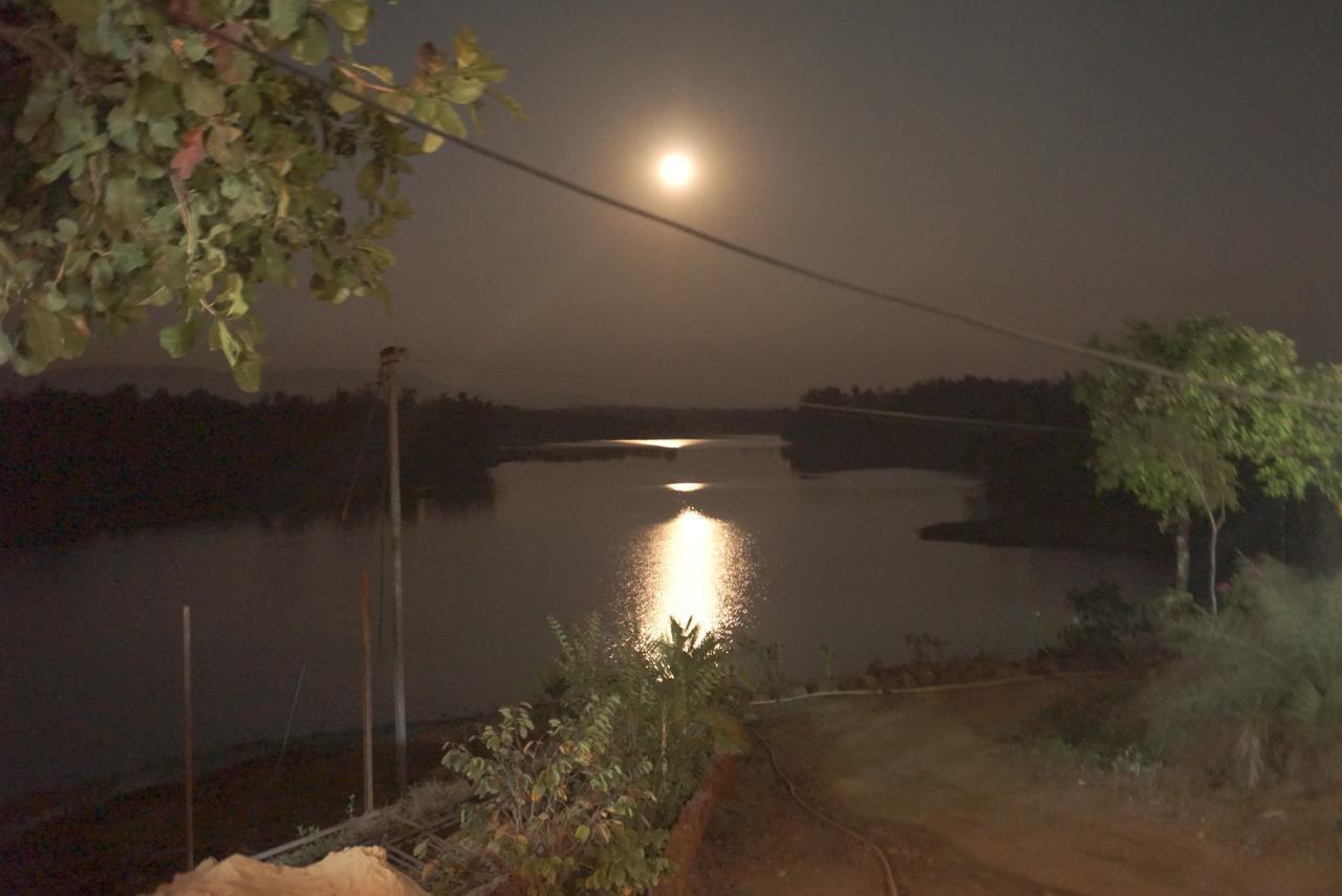 Sona Villa, The Lake Chalet Kudal  Zewnętrze zdjęcie